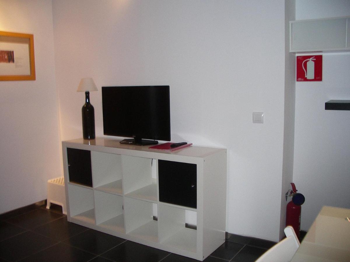Apartamentos La Fonda Aninon Exterior foto