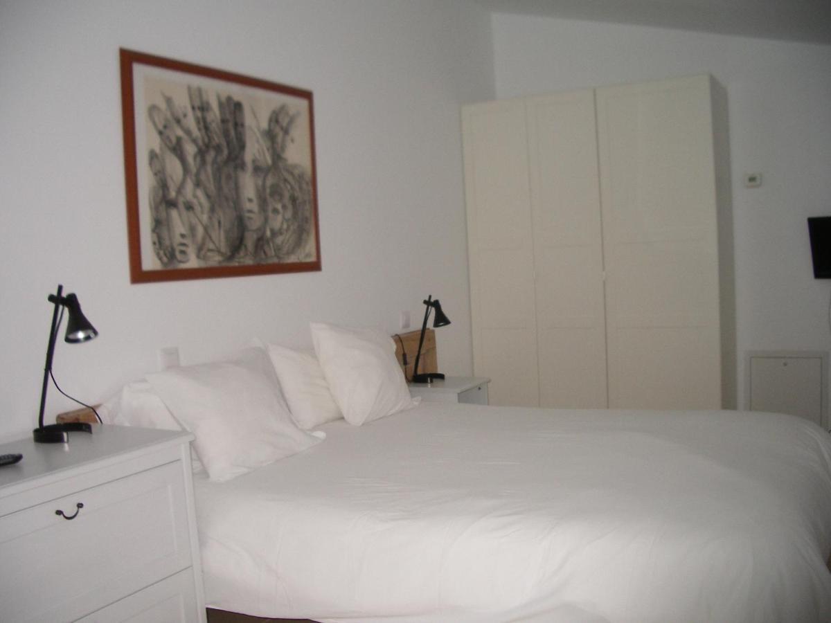 Apartamentos La Fonda Aninon Exterior foto
