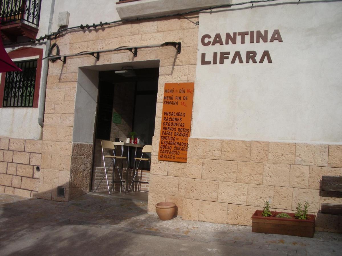 Apartamentos La Fonda Aninon Exterior foto