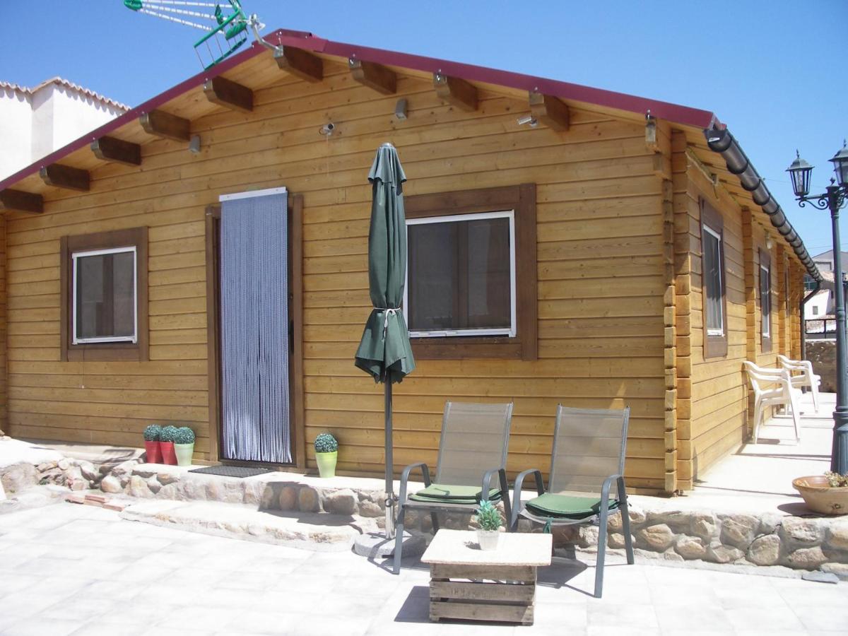 Apartamentos La Fonda Aninon Exterior foto