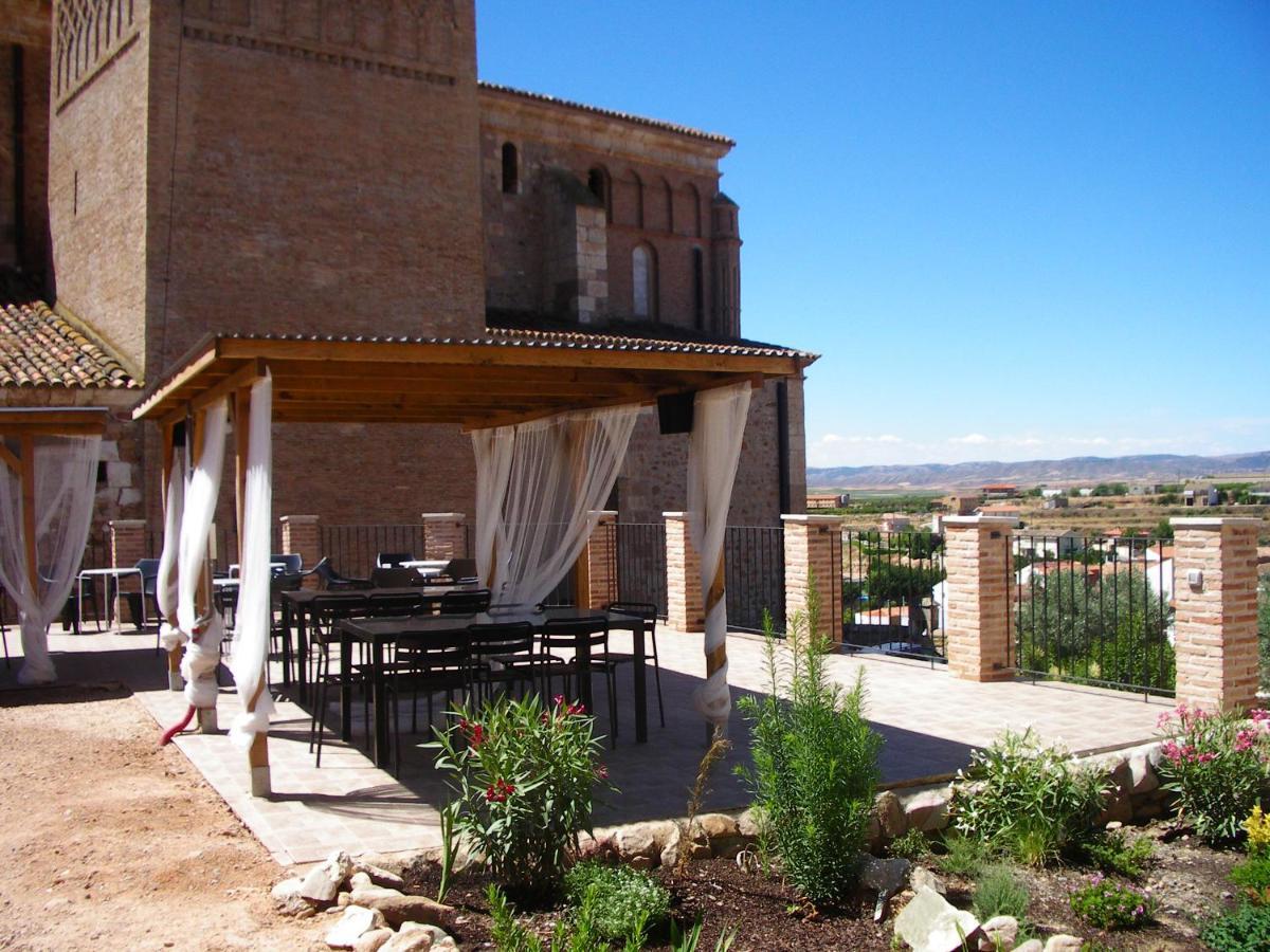 Apartamentos La Fonda Aninon Exterior foto