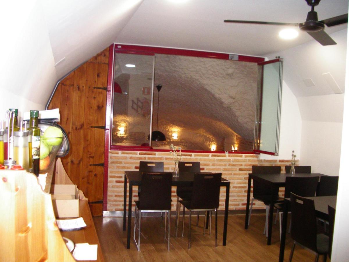 Apartamentos La Fonda Aninon Exterior foto